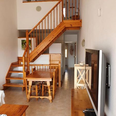 Bonita Casa Con Terraza Y Patio Empuriabrava Eksteriør billede