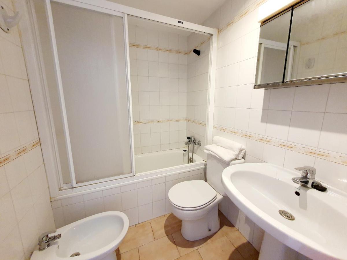 Bonita Casa Con Terraza Y Patio Empuriabrava Eksteriør billede
